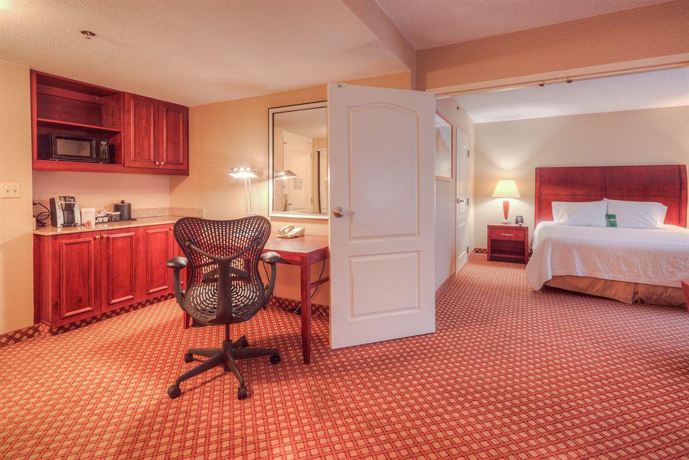Hilton Garden Inn Shelton Extérieur photo