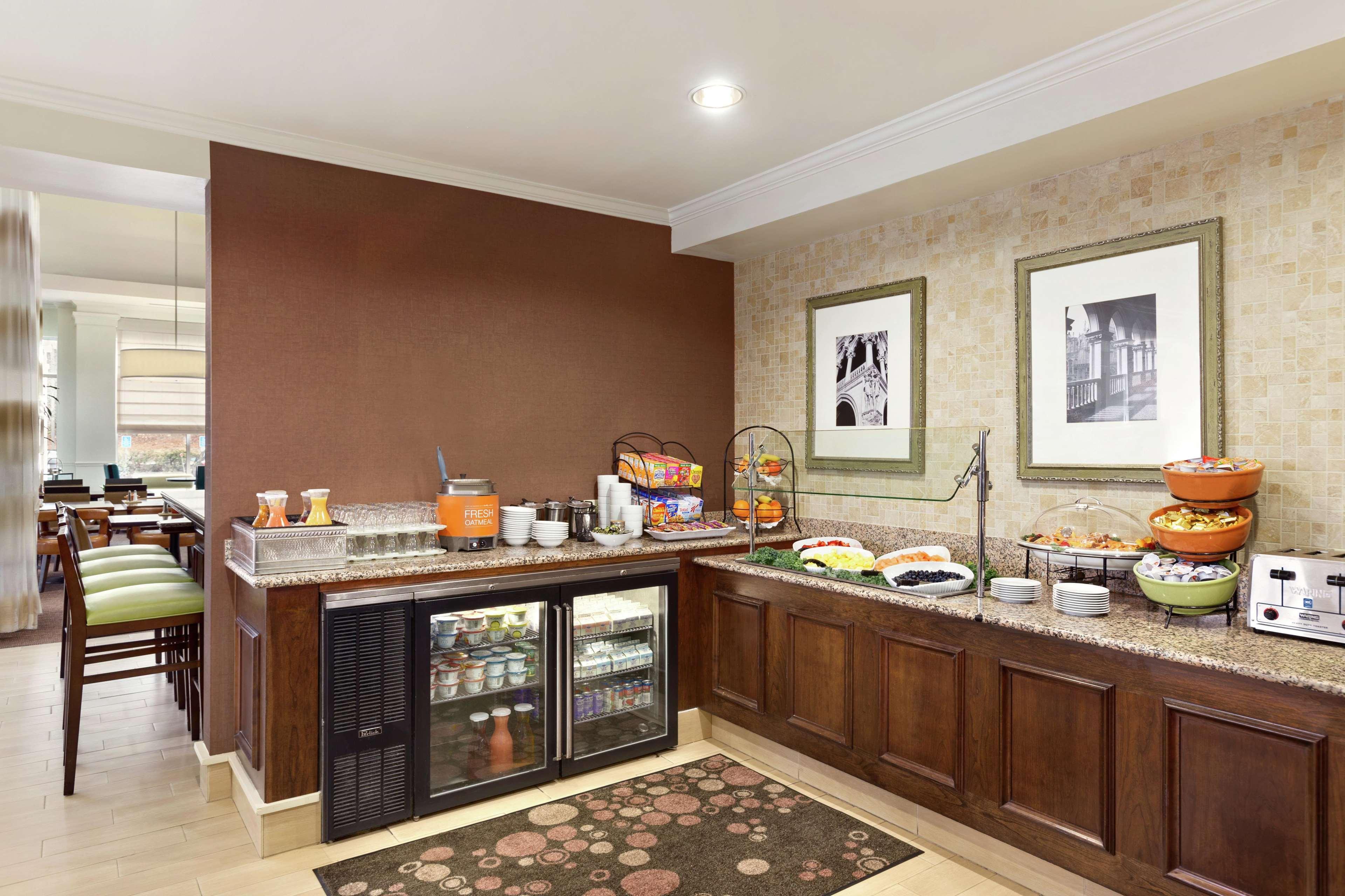 Hilton Garden Inn Shelton Extérieur photo